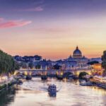 luogo, incastonato tra le vie ricche di storia del sesto rione di Roma