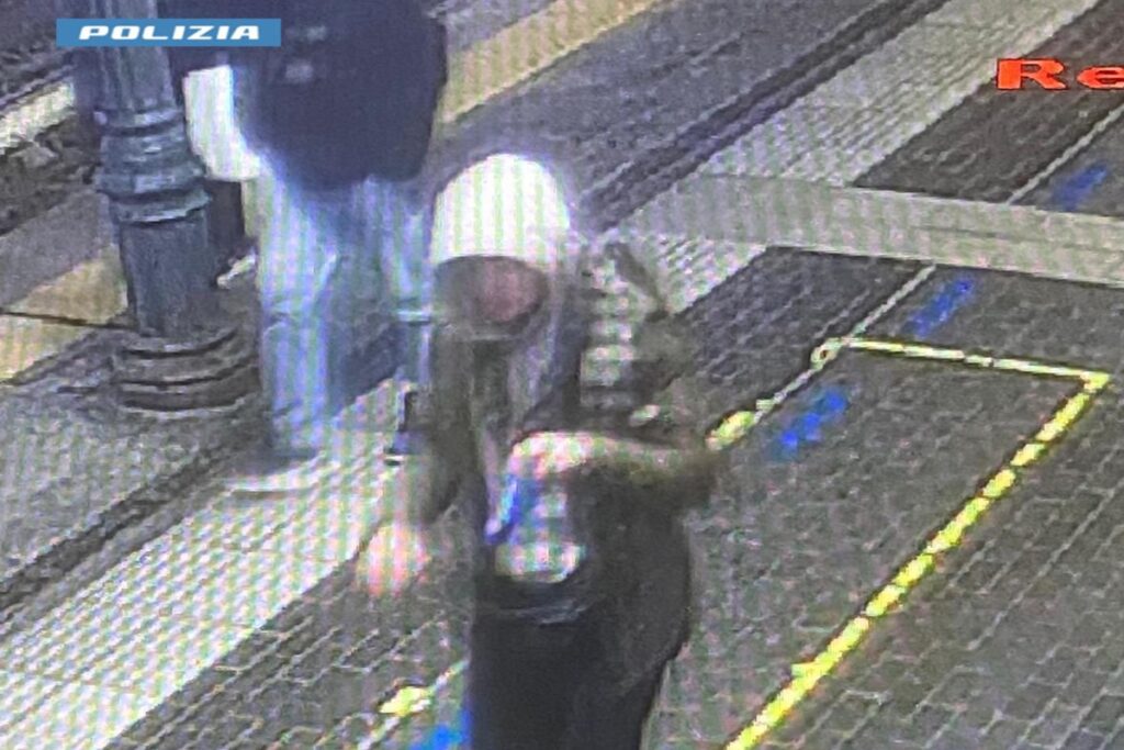 Fermato l'uomo accusato di aver ucciso il capotreno a Bologna