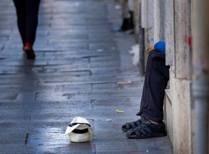 Clochard muore per il freddo a Milano, è il terzo in pochi giorni