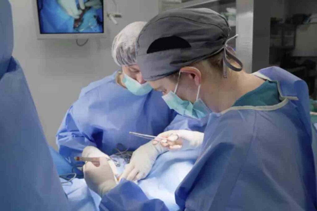 Le tre tecniche usate per curare i ragazzi ustionati di Crans-Montana