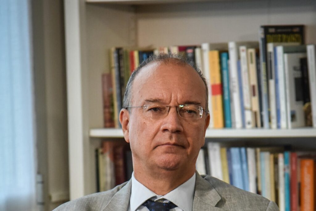 Il ministro Valditara: "La protesta sulla scuola? Chiare ragioni politiche. Rischiamo di dover restituire parte del Pnrr"