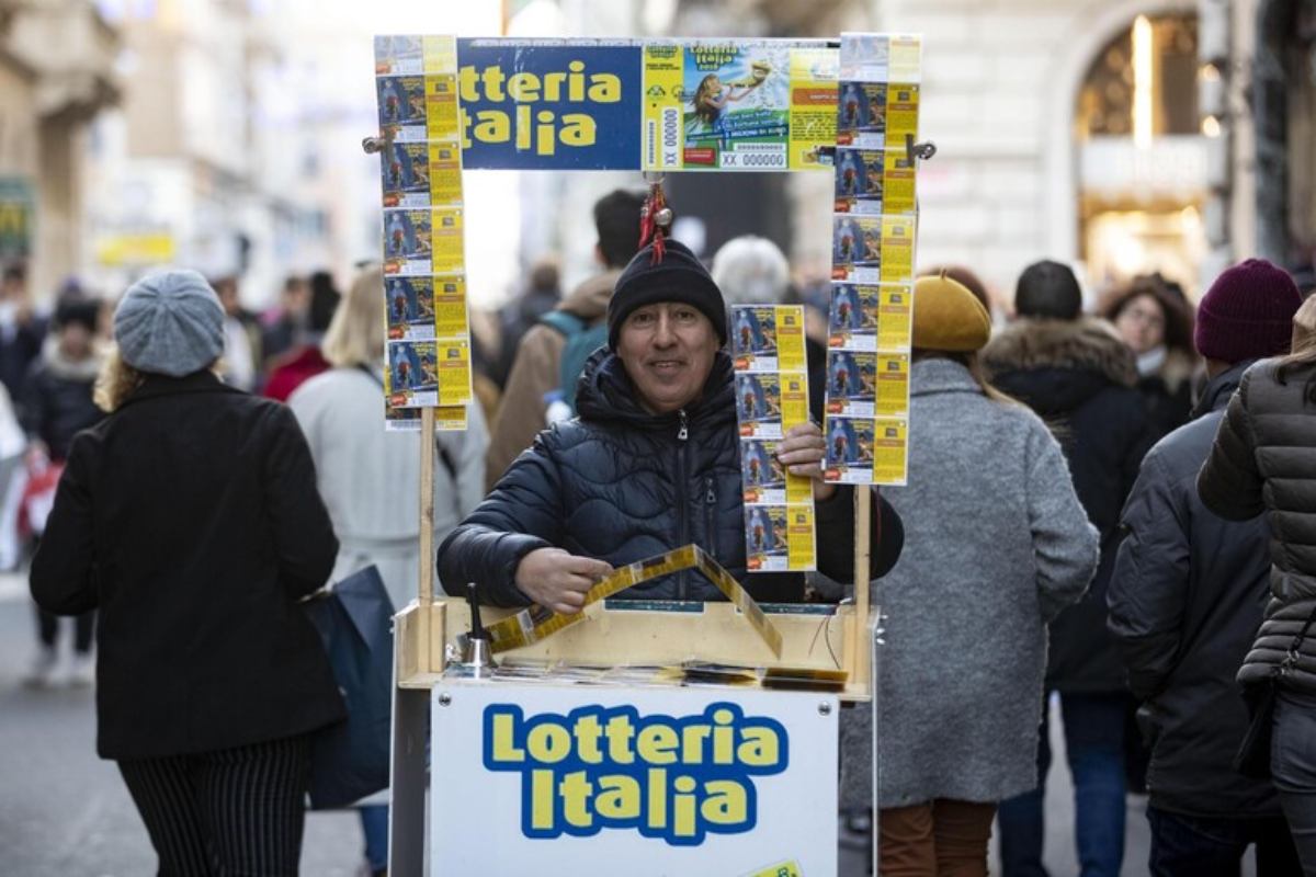 Lotteria Italia 2025, elenco completo dei biglietti vincenti (lista e PDF)