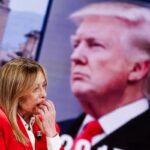 meloni con sfondo trump