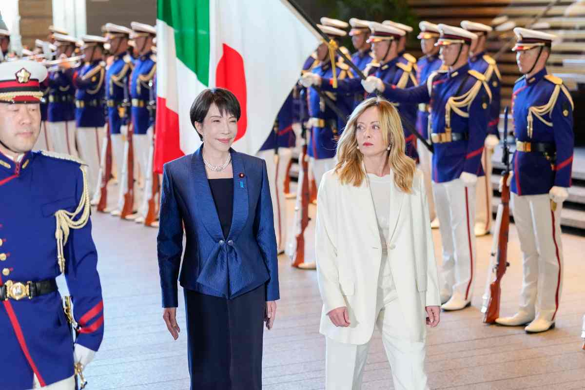 Meloni in Giappone