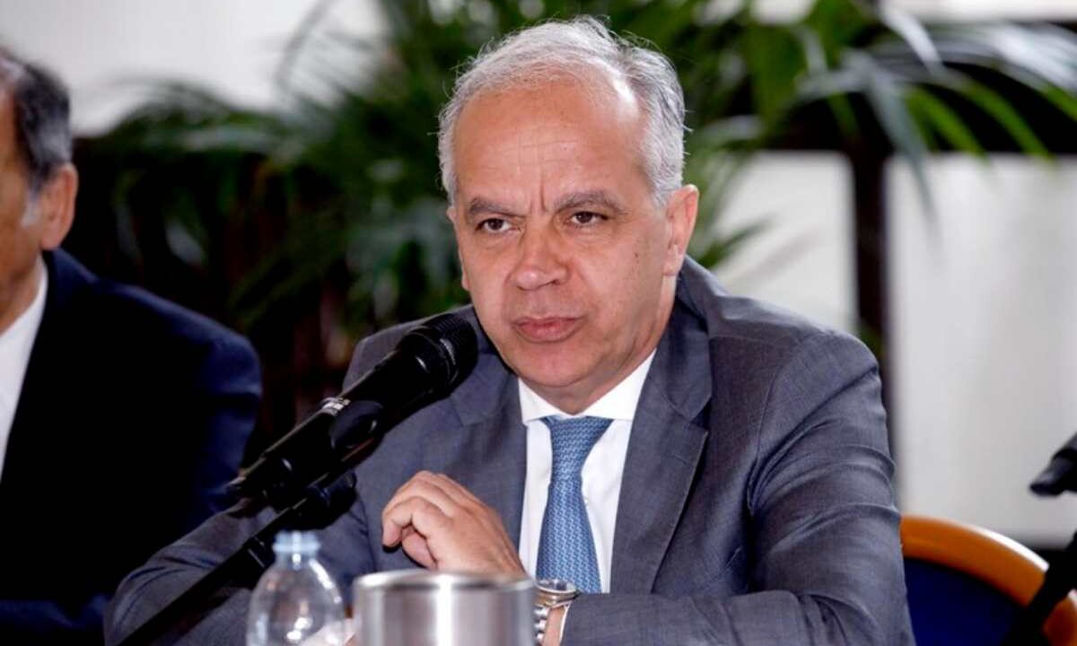 Sicurezza, la nuova stretta. Il ministro Piantedosi ha pronto il piano: leggi antimaranza, tutele agli agenti ed espulsioni più veloci