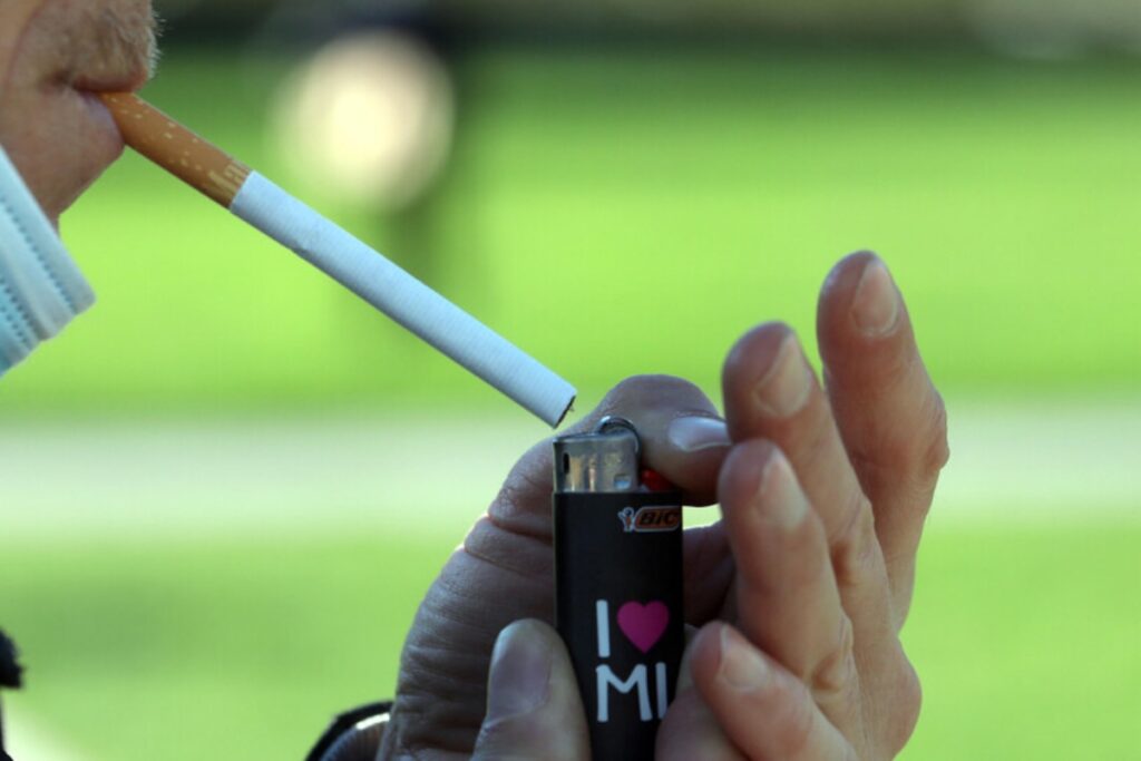 Agente di polizia penitenziaria morto per fumo passivo, Ministero dovrà risarcire un milione di euro