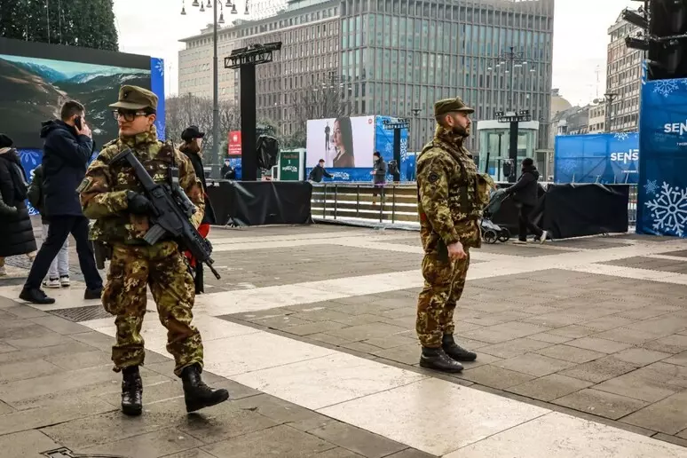 soldati strade sicure