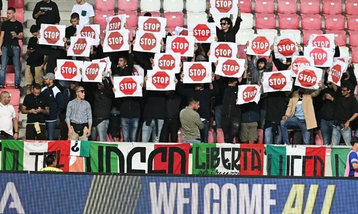 Telecamere ai tornelli e curve da 10mila posti, la nuova stretta del Viminale sugli stadi