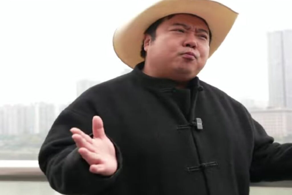 Ryan Chen imita Donald Trump