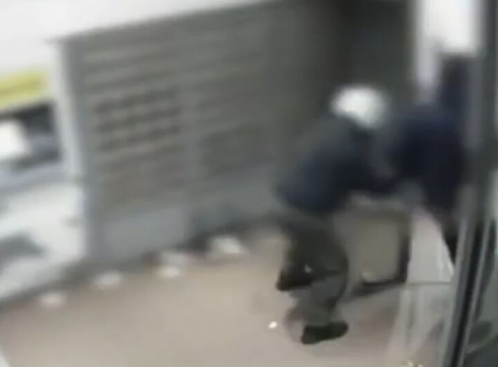 Assalto all'ufficio postale a Catania