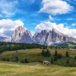 Questo borgo segreto delle Dolomiti sembra irreale, tutti i dettagli