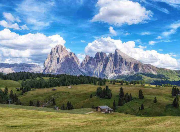 Questo borgo segreto delle Dolomiti sembra irreale, tutti i dettagli