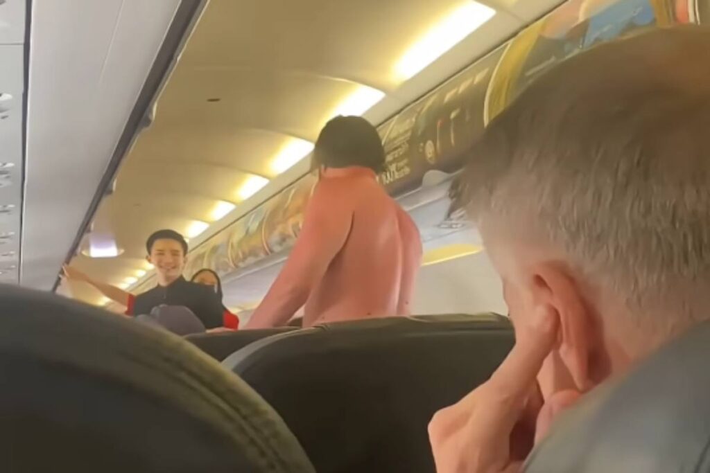 Passeggero ubriaco sull'aereo