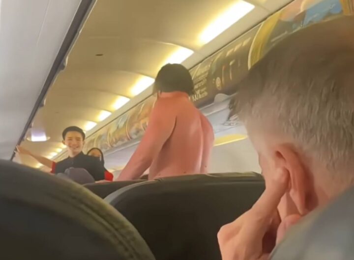 Passeggero ubriaco sull'aereo