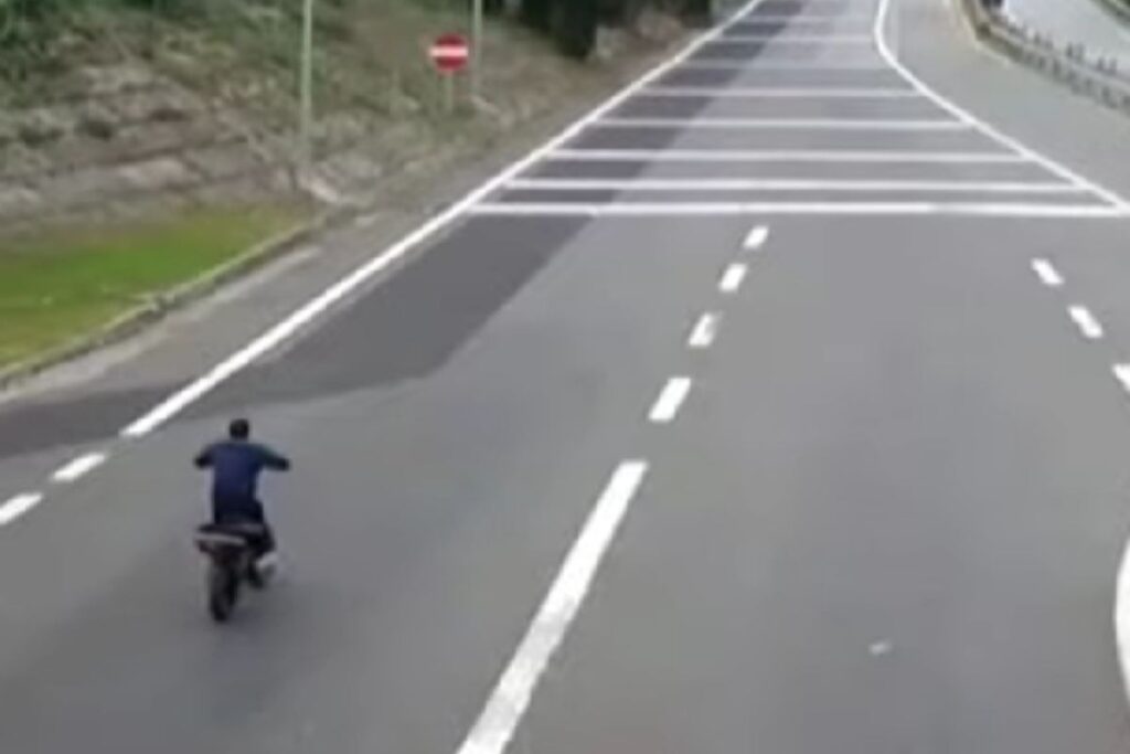 Bicicletta contromano