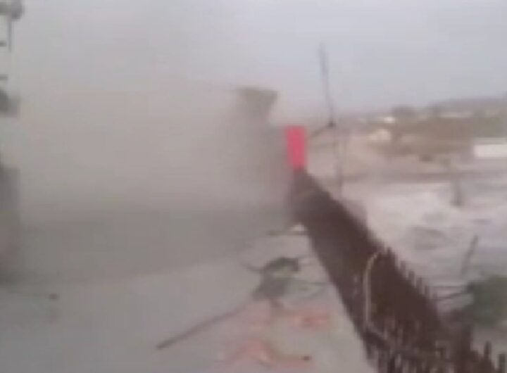 Crollo ponte in Cina