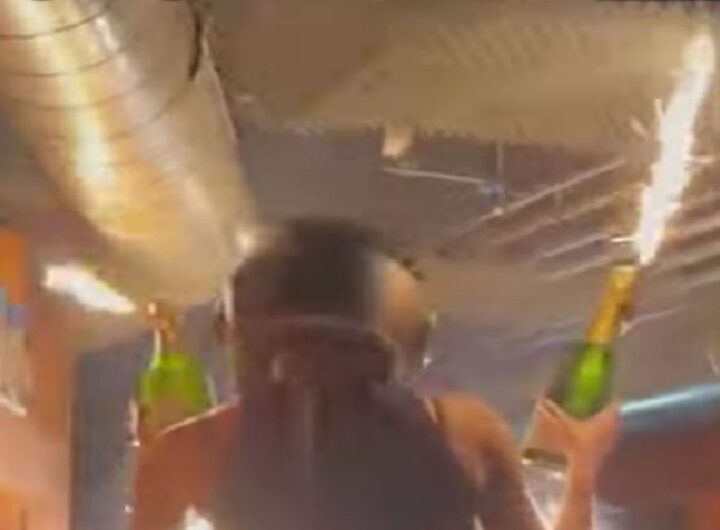 Il momento dell'innesco dell'incendio che ha provocato la strage nel locale a Crans-Montana