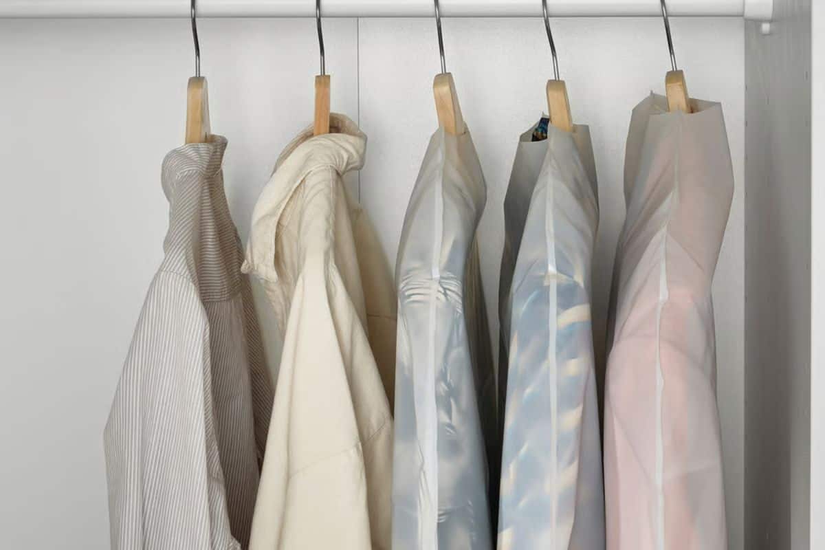 custodia per abiti ikea in offerta