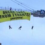 La protesta di Greenpeace a Monaco