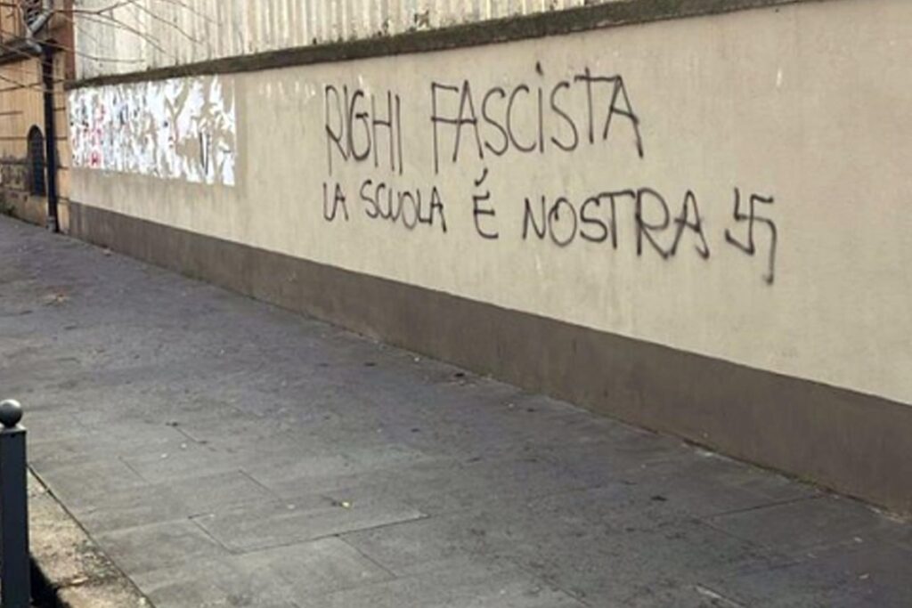 Il raid contro il liceo Righi di Roma