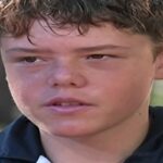 Il 13enne australiano che ha salvato madre e fratellini nuotando per 4 ore in mare aperto