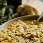 primo cremoso di ceci e rosmarino