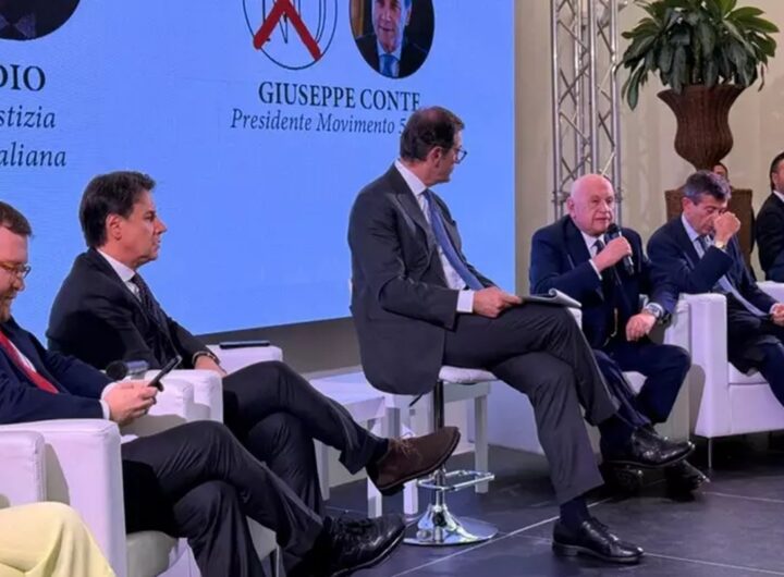 Il ministro della Giustizia Carlo Nordio e il leader del Movimento 5 Stelle Giuseppe Conte