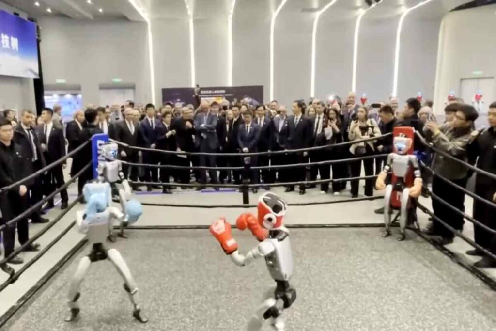 Incontro di pugilato tra robot