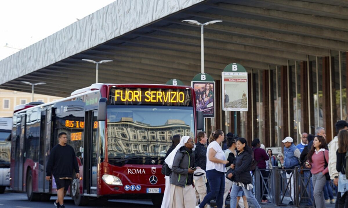 Uno sciopero nel trasporto pubblico locale