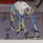 La denuncia dello skeletonista ucraino: "Il Cio vieta il casco con i volti di atleti ucraini caduti". Zelensky: "Questa verità non può essere etichettata come politica"