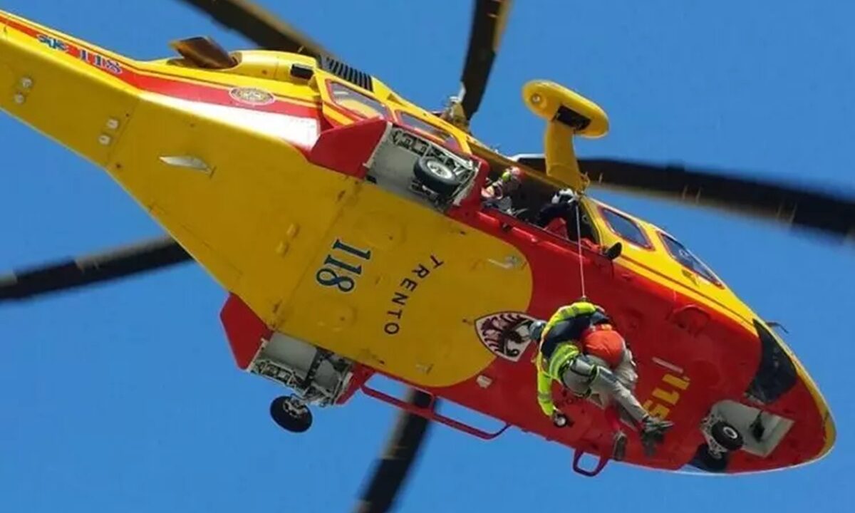 Un elicottero dei soccorsi