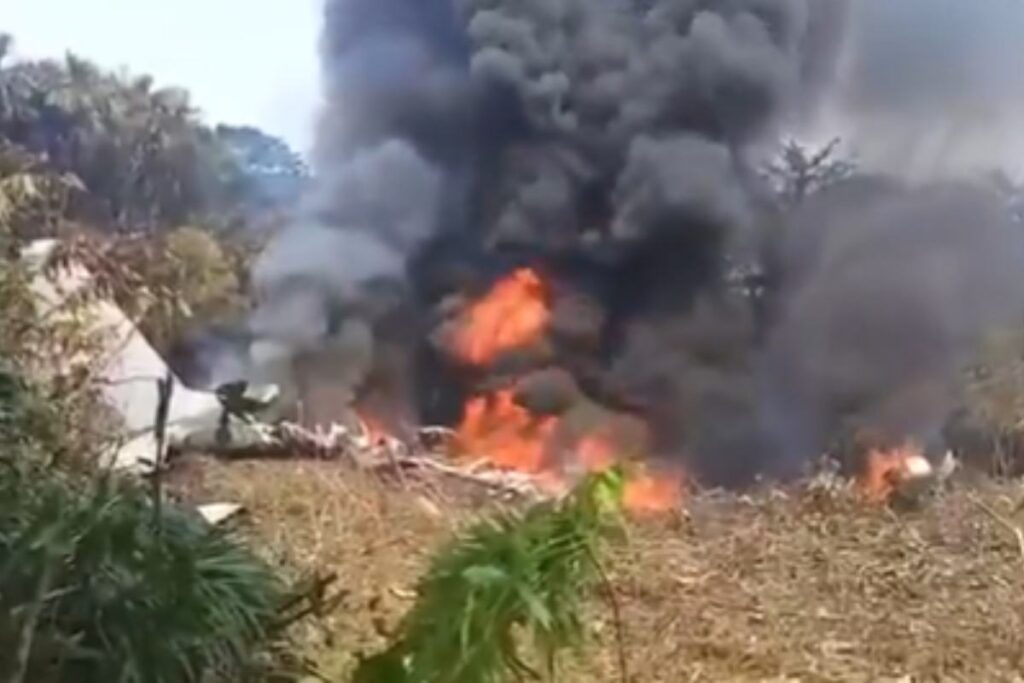 aereo schianto colombia