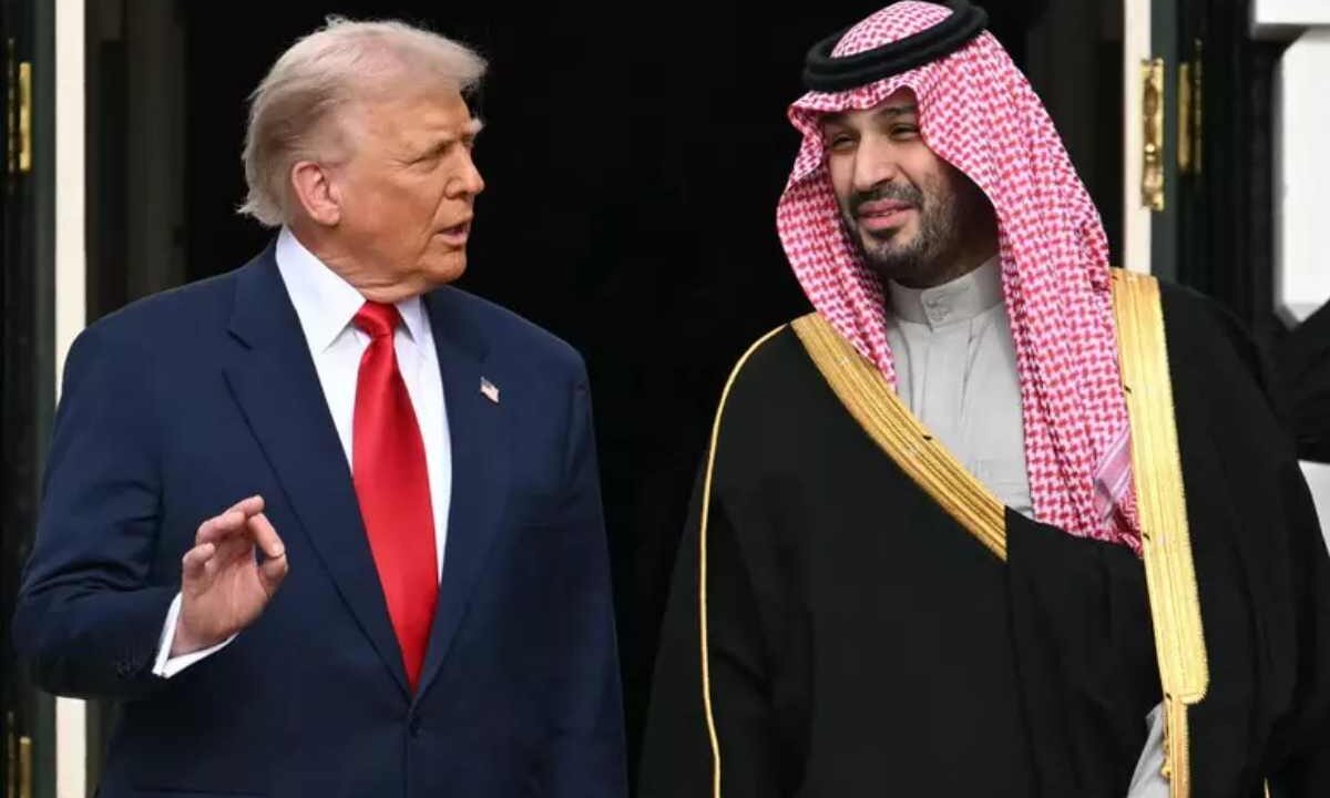 Nella foto Ansa Trump con il principe saudita Mohammed bin Salman