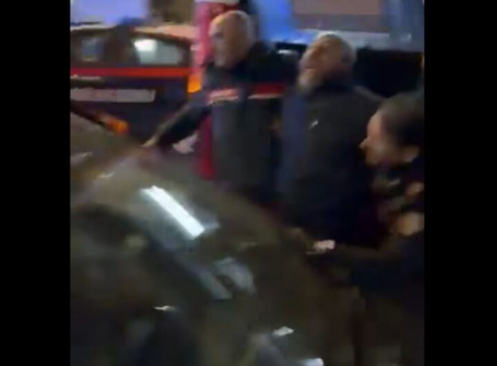 accoltella donna su autobus a napoli