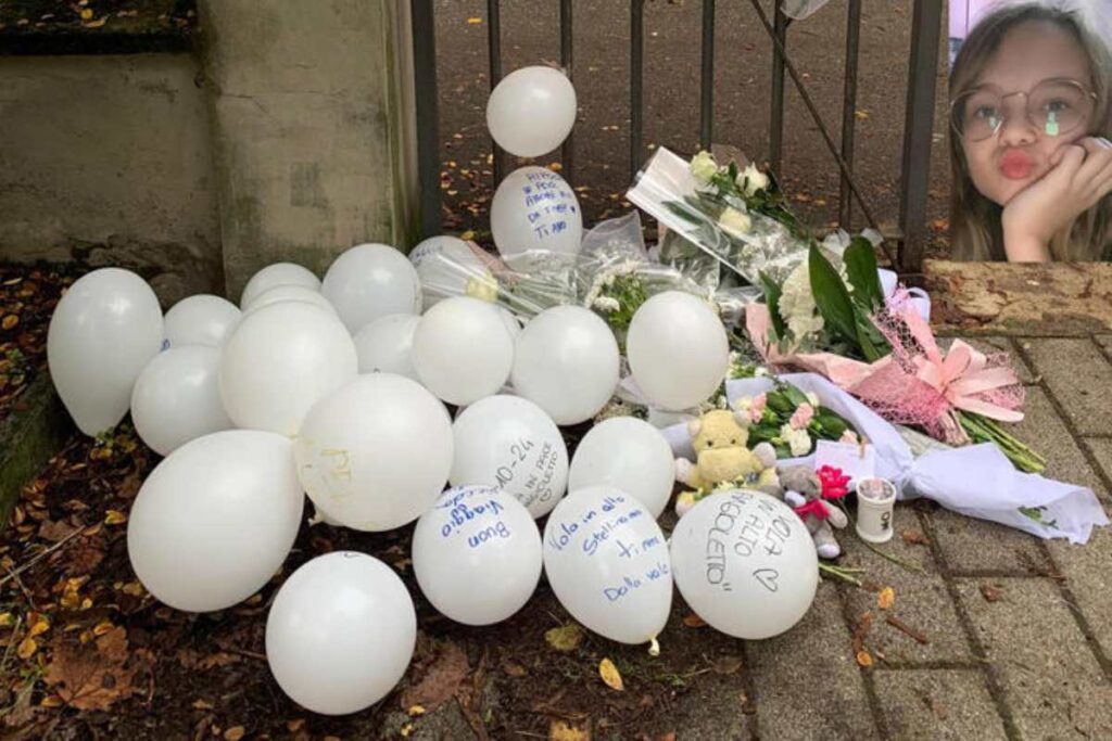 Palloncini bianchi, fiori e messaggi liceo Colombini di piacenza aurora tila