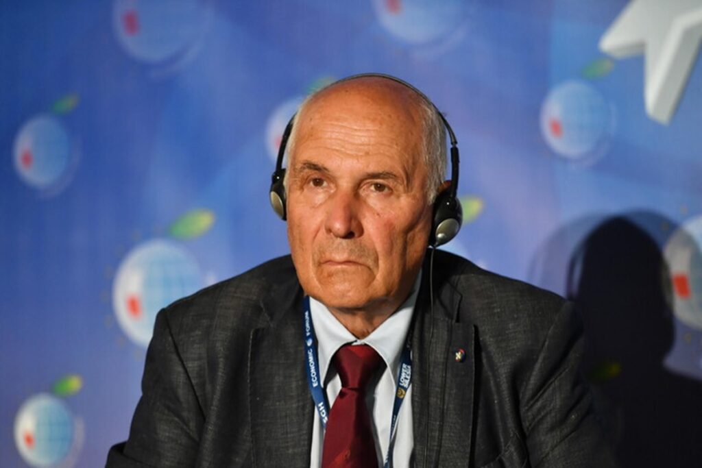 Il generale Camporini