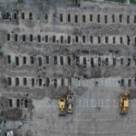 Fossa comune studentesse in Iran