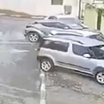 Auto colpita da un missile iraniano