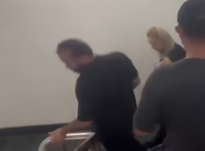 Il video delle calciatrici iraniane che in Australia fuggono dall'hotel inseguite dalle guardie di sicurezza