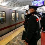 carabinieri alla metro di roma