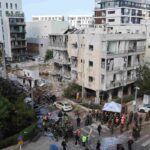 Missile iraniano con 100 kg di esplosivo cade tra i palazzi a Tel Aviv