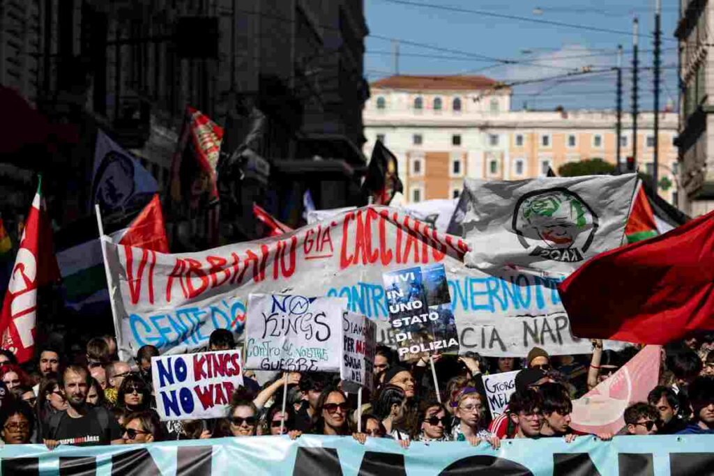 Corteo No Kings Roma