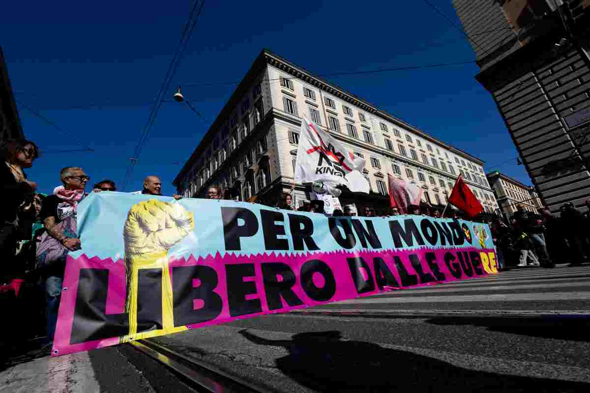 Corteo No Kings a Roma