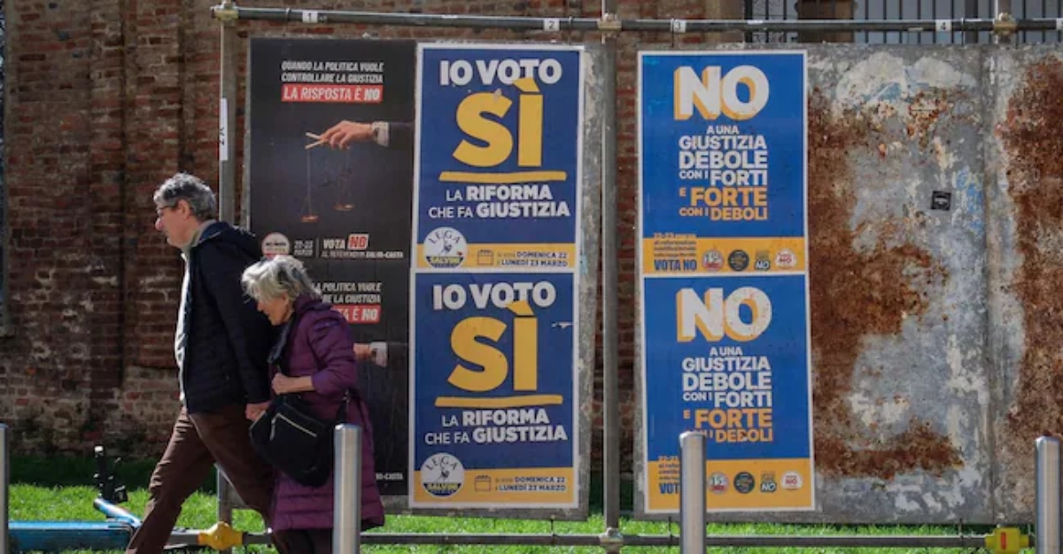 referendum manifesti