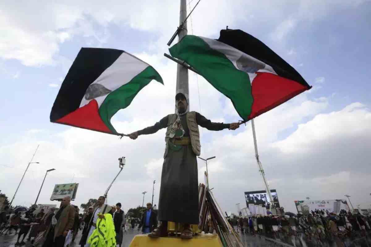 Stretto Bab al-mandeb Ribelli Houthi