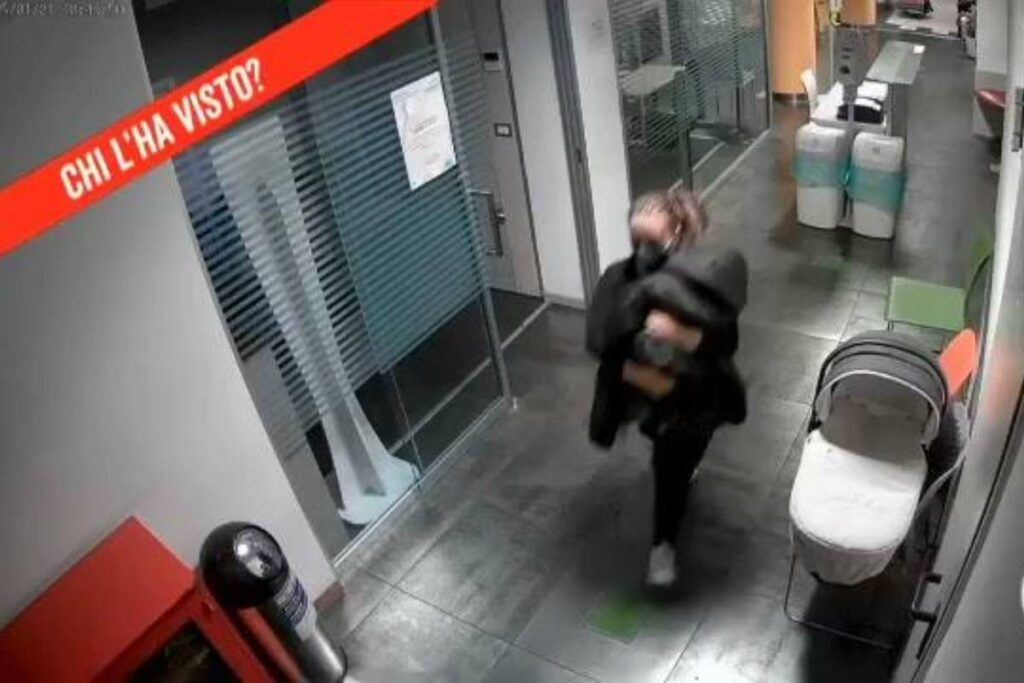 rosa vespa rapisce neonata