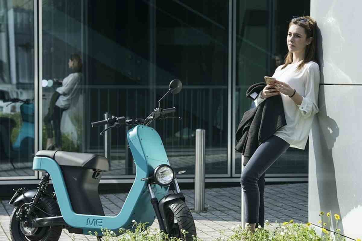 Uno scooter elettrico