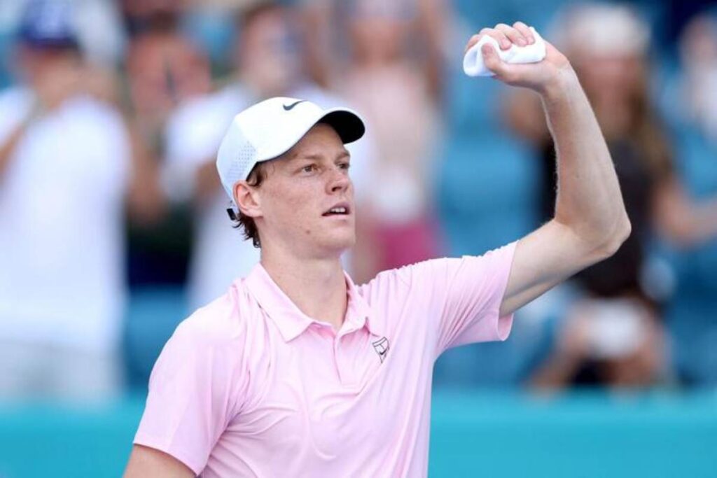 Sinner festeggia a Miami