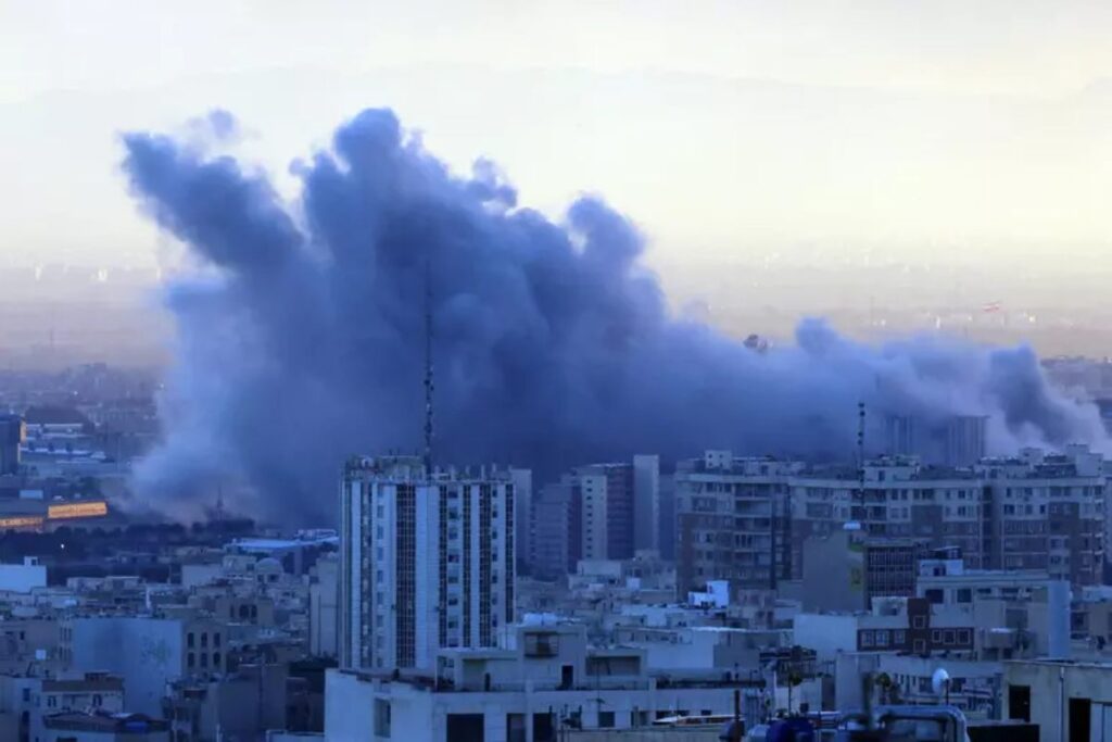 bombardamenti teheran