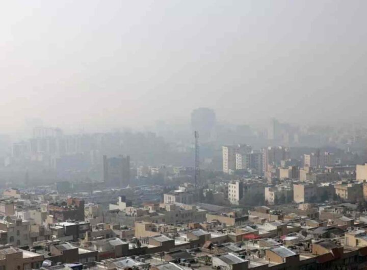Bombe su Teheran, colpita l'università